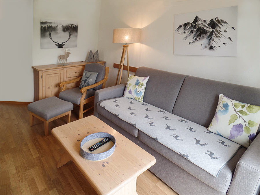 Heller Wohnbereich der Ferienwohnung Brünnsteinblick in Oberaudorf